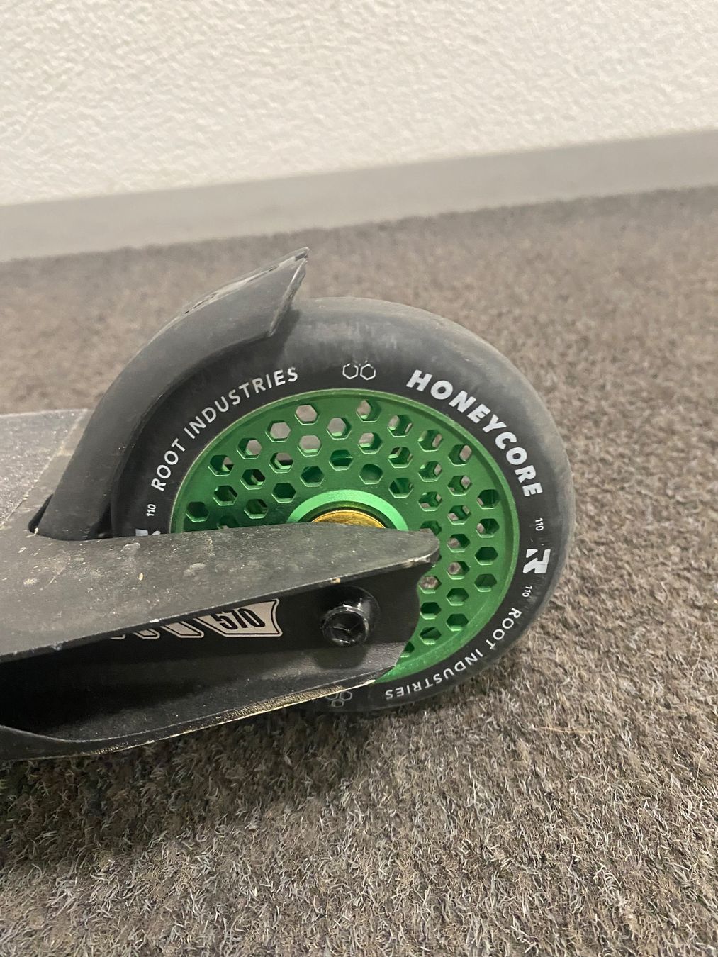 Scooter: High-End Custom Scooter – Usato da Einsiedeln venduto da ftal9791 2