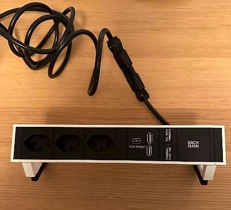 Stromzufuhr: Bachmann Table Socket Strip / Tischsteckdosenleiste Desk 2  – Neu und originalverpackt aus Zürich von vicks9822