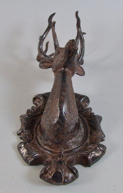 Skulpturen & Statuen: Hirsch Wandskulptur Metallguss gefasst – Gebraucht aus Walenstadt von apropo 5