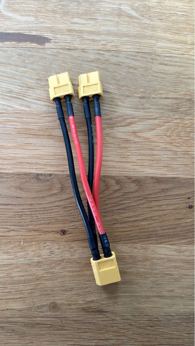 Modellismo RC: XT60 Parallel Adapter Kabel - Top Zustand - Sofort Starten – Nuovo (secondo la descrizione) da Turgi venduto da Marcobamert