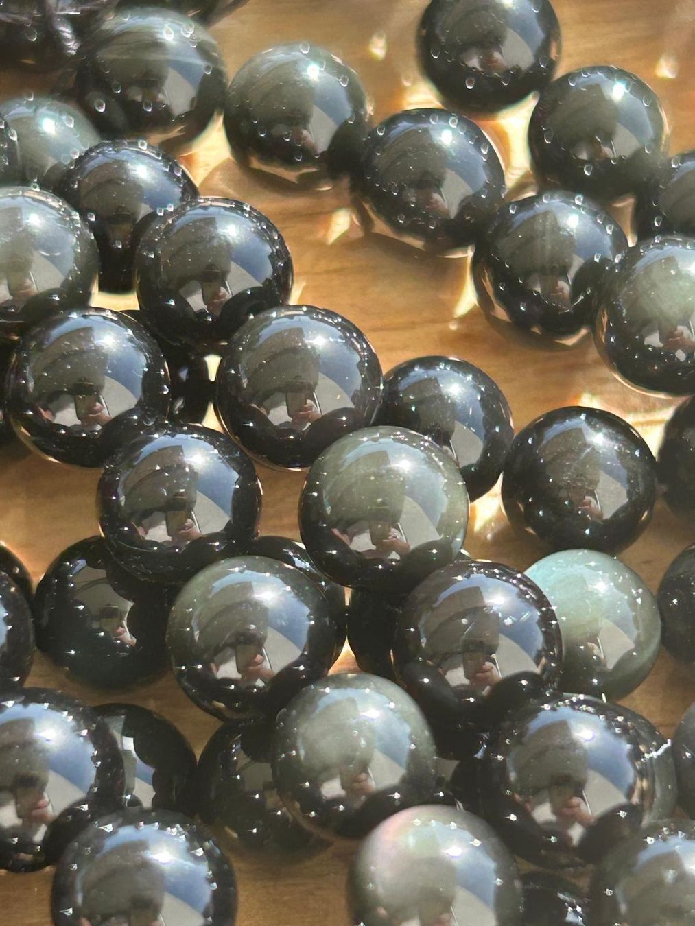 Minerali & Pietre curative: Strang echte rainbow obsidian Level 1 / stone beads 8 mm – Nuovo e nell'imballaggio originale da Niederrohrdorf venduto da Ytobi