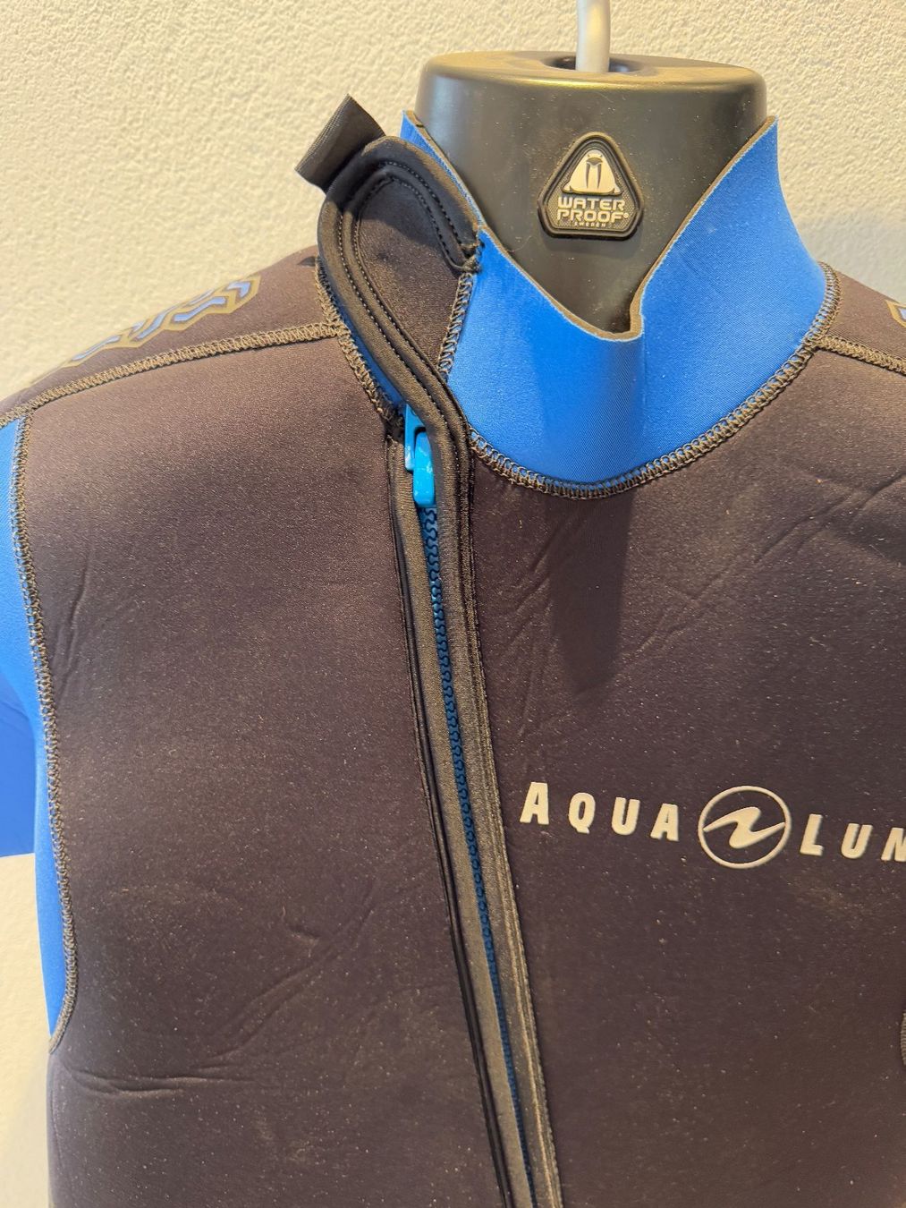 Mute per immersioni: Tauchanzug + Eisweste Aqualung – Usato da St. Gallen venduto da Jael0123 3