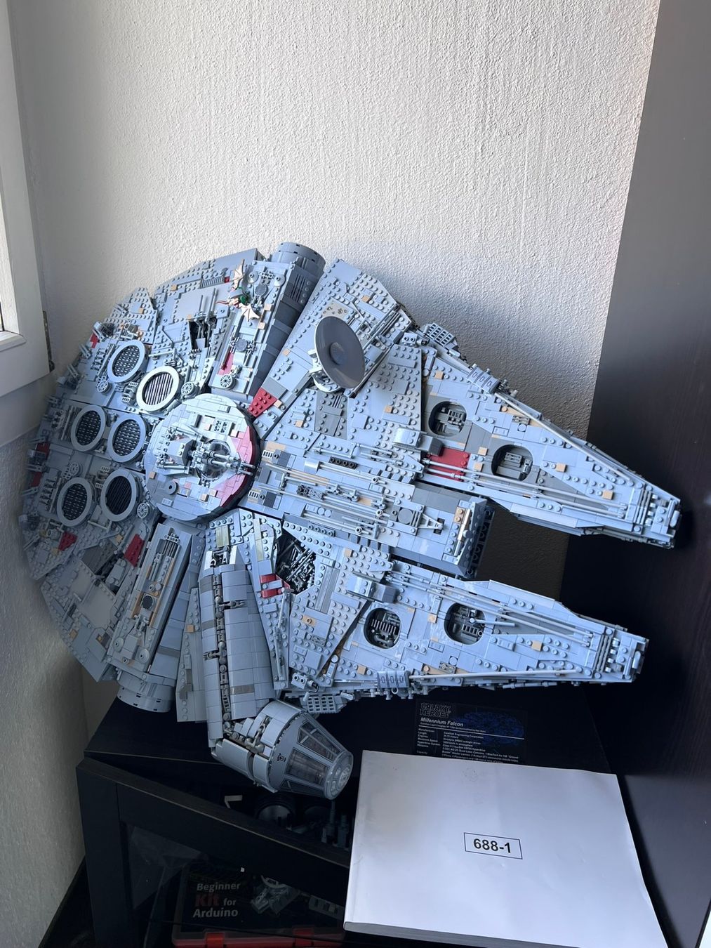 Star Wars Giocattoli: UCS Millenium Falcon 75192 – Usato da Wilderswil venduto da TimStalder
