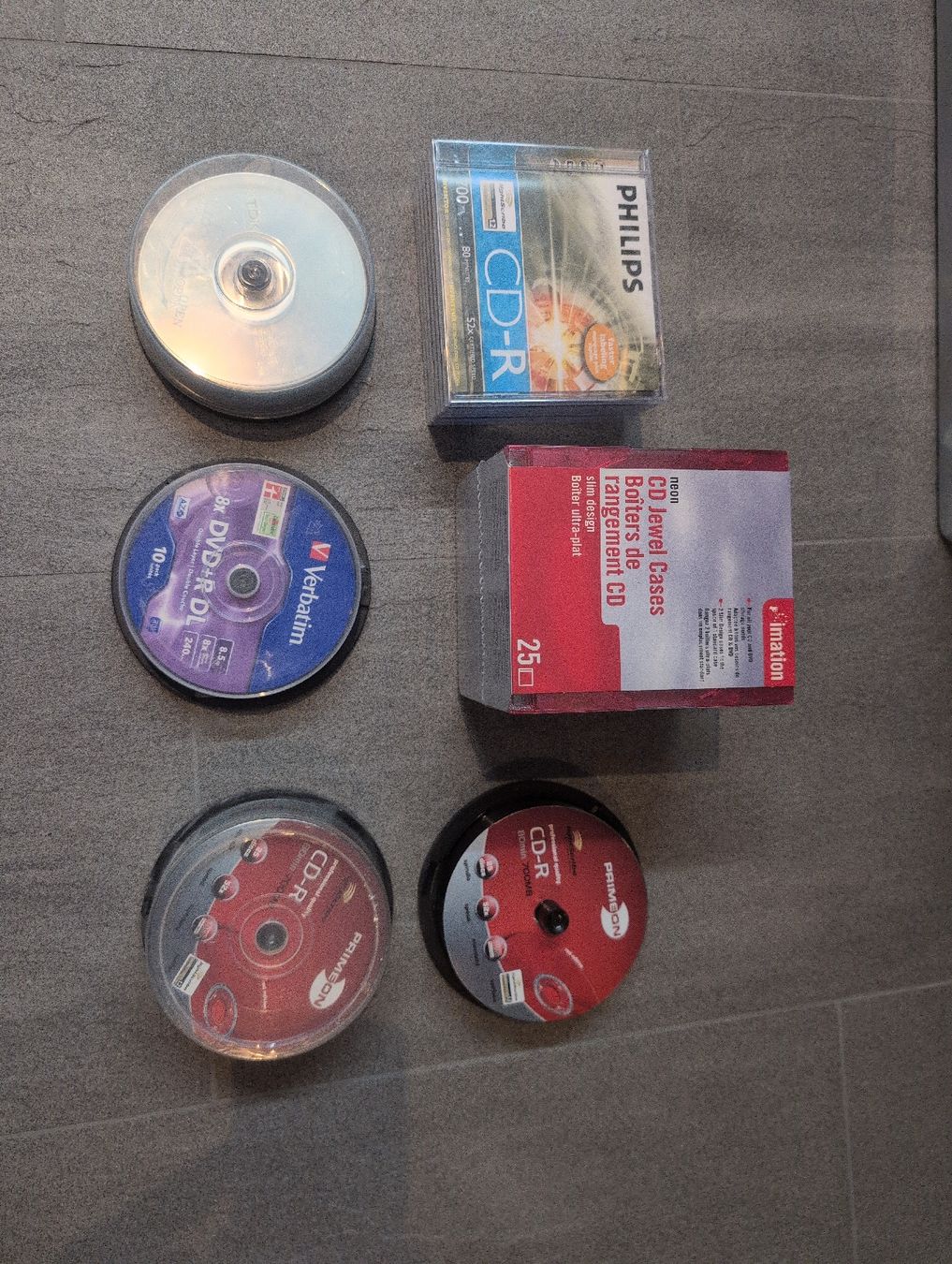Tutti i DVDs: CDs & DVDs: Rohlinge & Hüllen – Usato da Schwarzenegg venduto da Chiesa