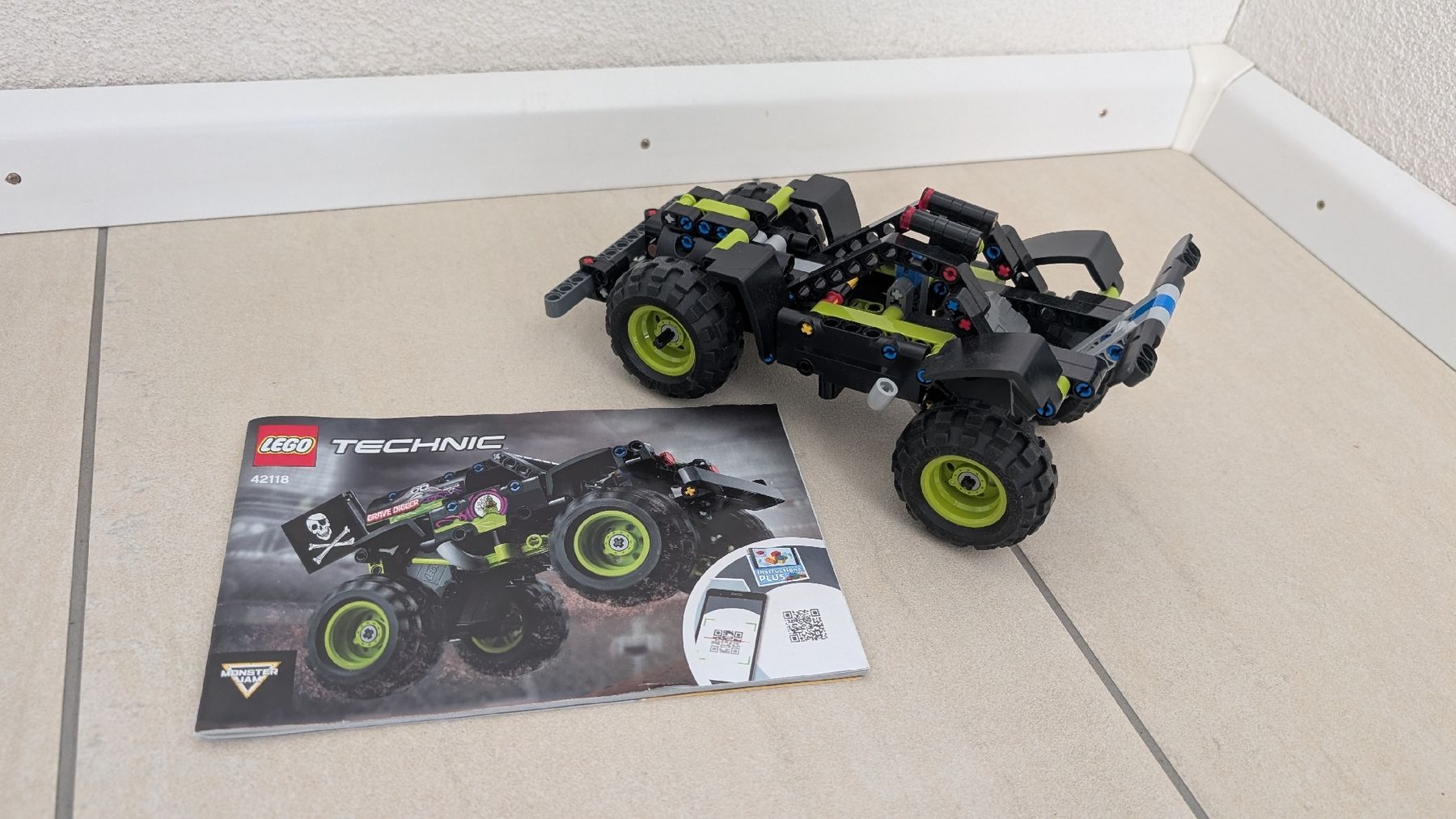 Lego Kit di costruzioni: LEGO Technic 42118 Monster Jam Grave Digger Buggy pullback – Usato da Möhlin venduto da hans_d 1