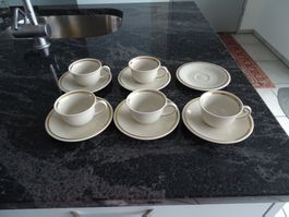 Langenthal 5 Mocatassen  mit Goldrand Suisse gemarkt 53/3299