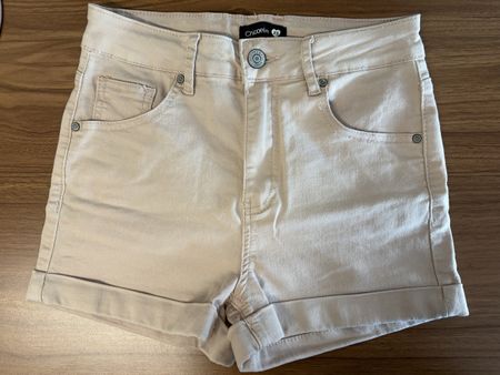 Damenshorts beige Grösse XS guter Zustand