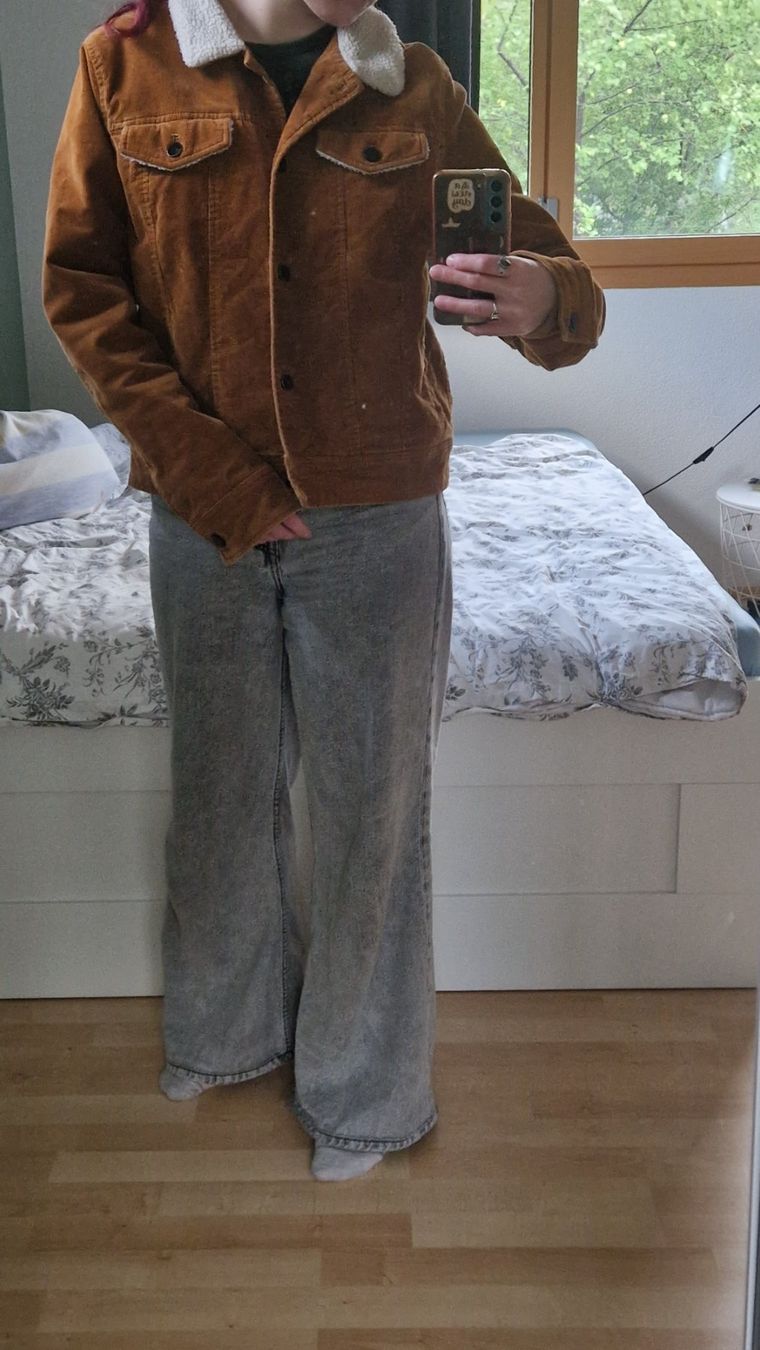 Vestes: Cordjacke mit Teddyfutter braun – D'occasion à Grabs par lua_9h2f 3
