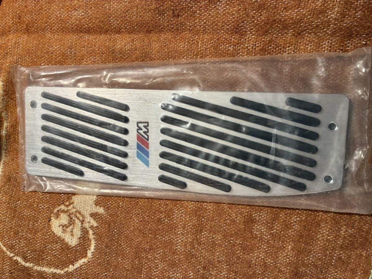 Wandhalterungen: BMW e30-e36-e46 Fusstützen M – Neu (gemäss Beschreibung) aus Grenchen von Netii10 1