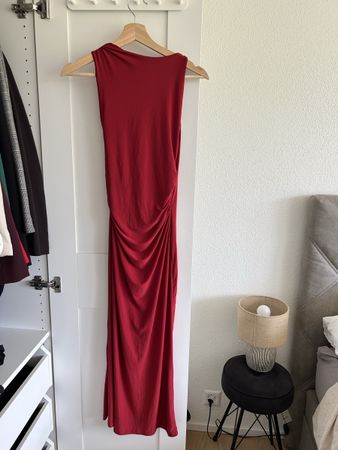 Rotes Kleid Lang