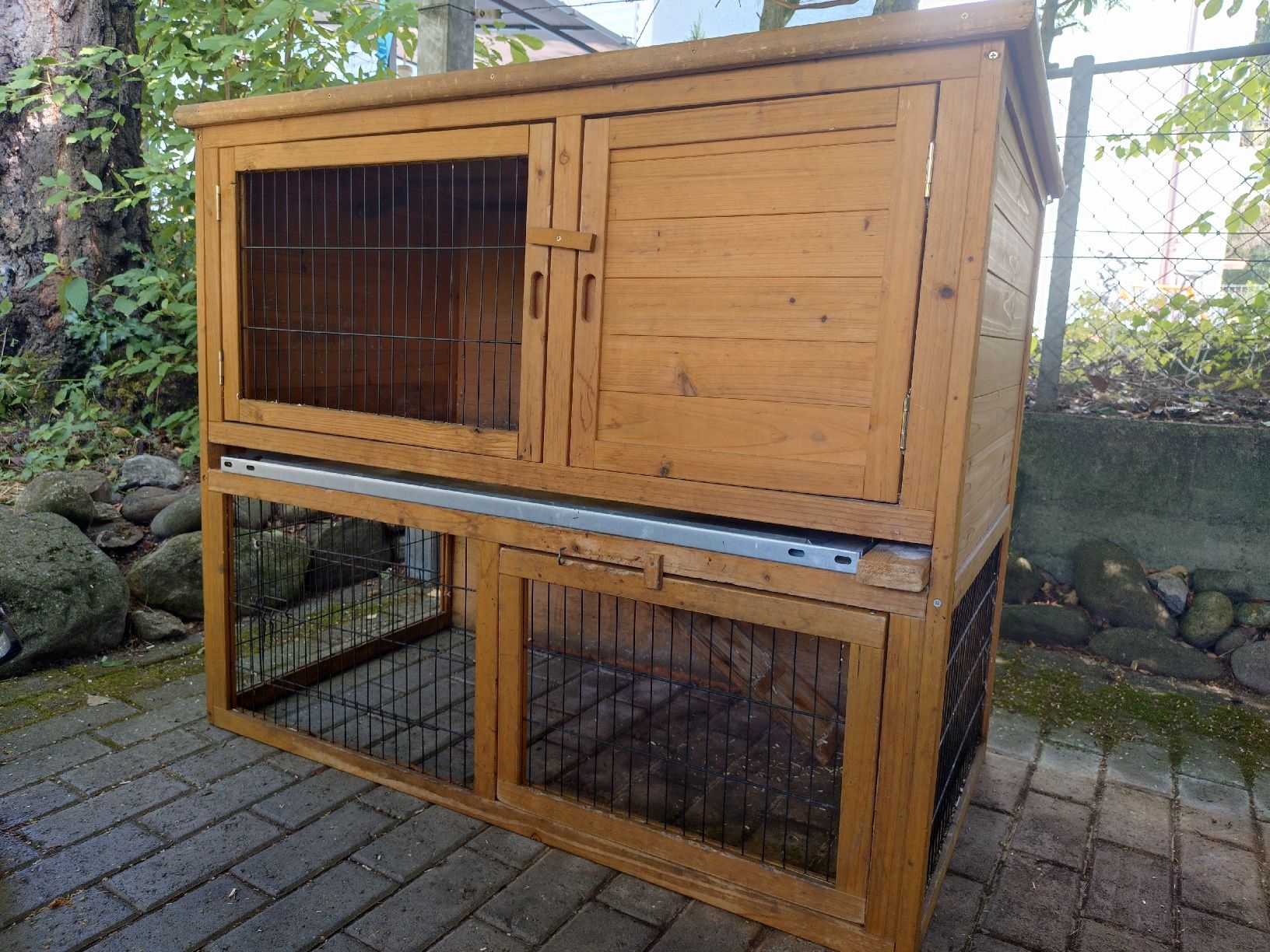 Käfige, Transport & Sicherheit: Kleintier Stall – Gebraucht aus Luzern von Doublebassclode