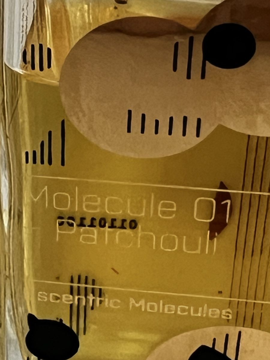 Parfums & Eau de Toilette: Escentric Molecules, Molecule 01 + Patchouli – D'occasion à Kriens par Millimilli01 1