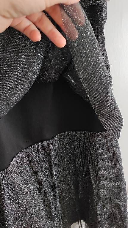 Vestiti: Partykleid schwarz glänzend Grösse S – Usato da Sempach Station venduto da Szizi 2