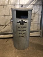 Robuster Abfallkübel für draussen Abfalleimer m. Wandmontage