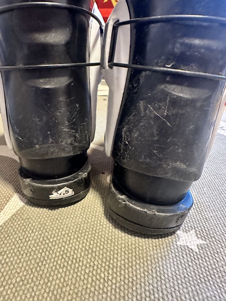 Scarpe per ragazzi: Ski Boots TECNOpro, Size 17.5 – Usato da Zermatt venduto da katytesunshine 1