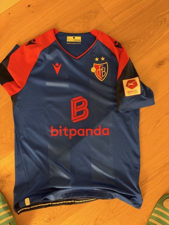 Fc basel   Trikot XL