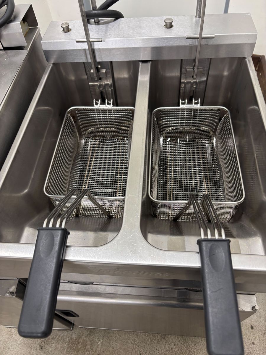 Küchengeräte: Friteusen – Gebraucht aus Dietikon von dia_y8y5 2