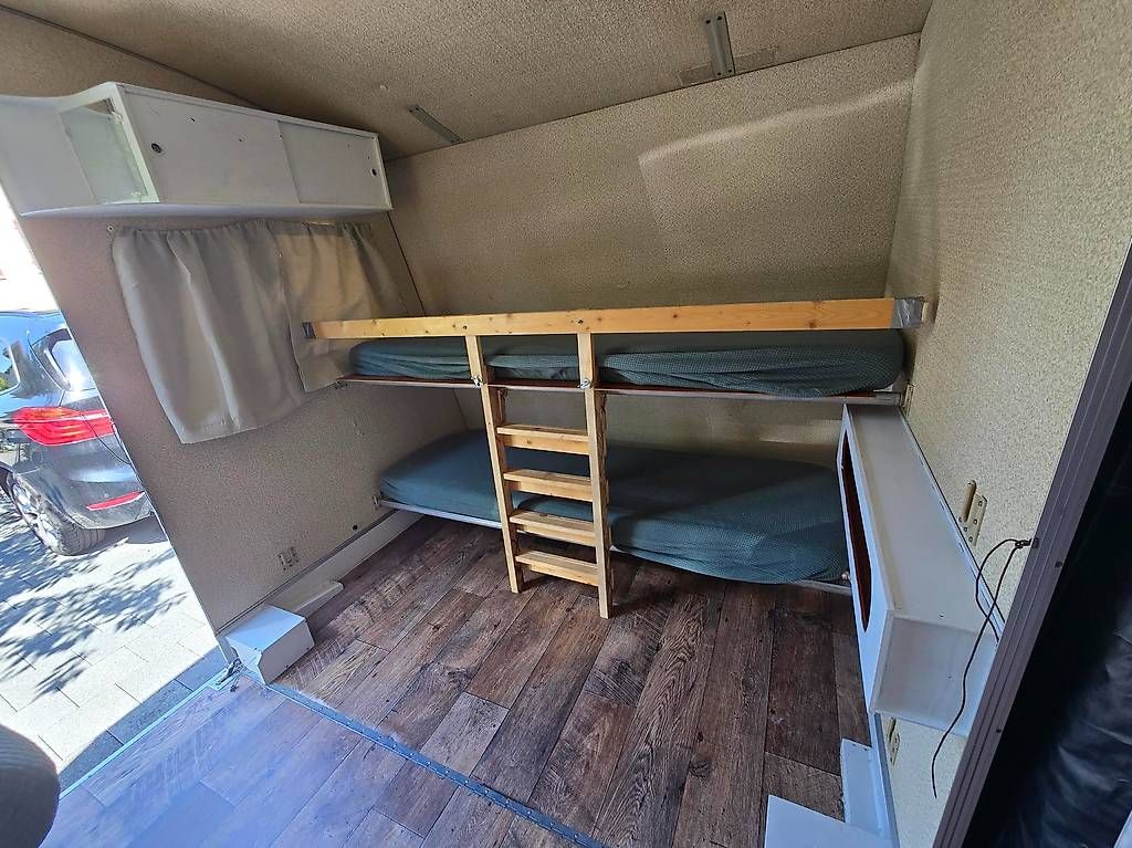 Mobilhome: Rapido Export Matic | 2 Vorzelte Original | Seitenlagerung  – Usato da Lyss venduto da Iskater