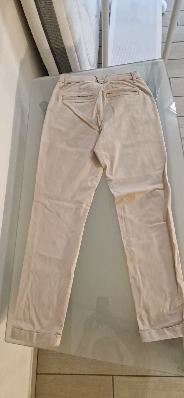 Pantaloni: Chino Pants Beige Size 36 Used Condition – Usato da  venduto da  1