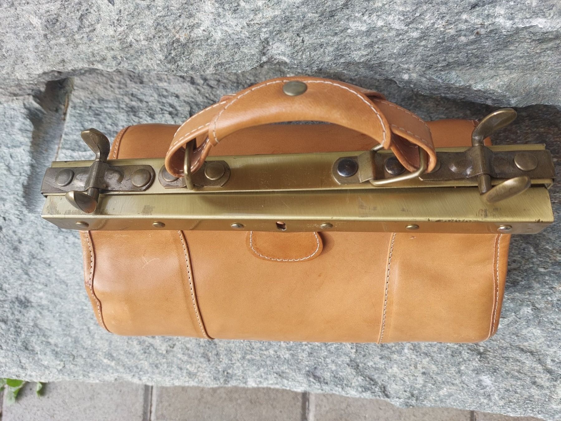 Taschen für Damen: DAMEN HANDTASCHE UNIKAT ECHT LEDER  !!!! – Neu und originalverpackt aus Summaprada von nora014 4