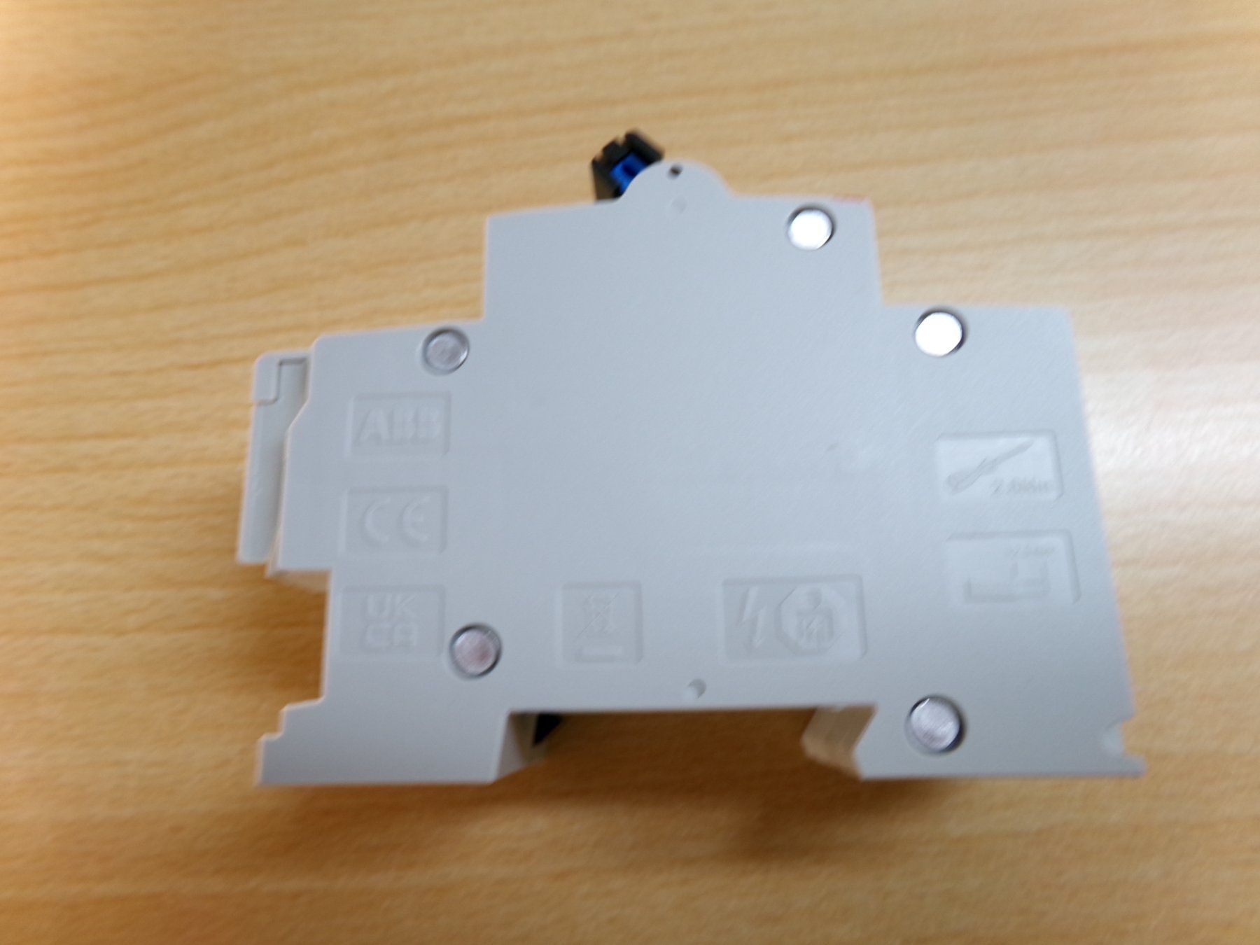 ABB Schalter: FI-LS 2pol. C13 30mA ABB-smissline – Neu und originalverpackt aus Hombrechtikon von HGK50 5