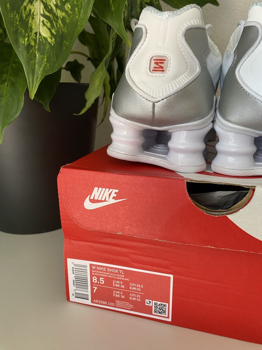 Nike Scarpe da uomo: Nike Shox TL White Gr. 40 – Nuovo e nell'imballaggio originale da Freidorf TG venduto da kickznlacez 4