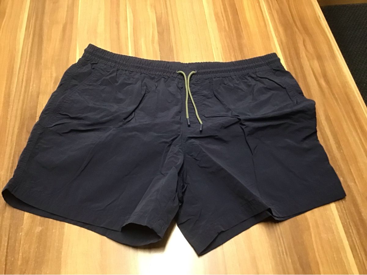 Tchibo Pantaloni: Badeshorts Tchibo XXL Farbe Navy – Usato da Grabs venduto da ema1991