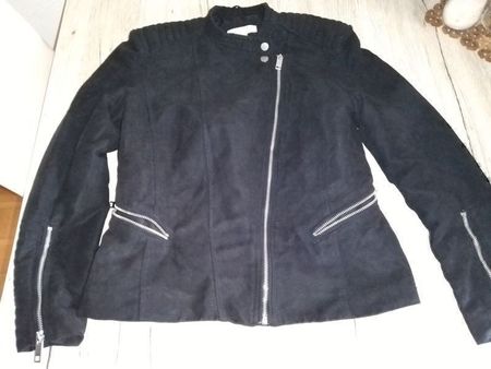 Schöne Jacke schwarz