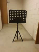 Neuwertiges Notenständer, ideal für Musiker - Schwarz