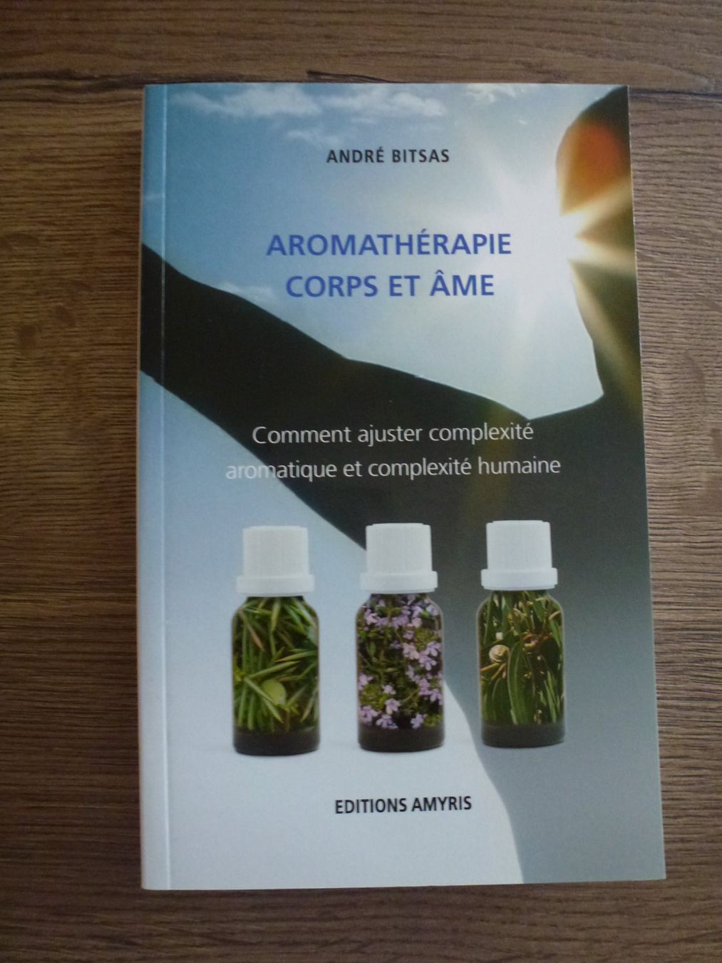 Libri: Aromathérapie corps et âme – Nuovo (secondo la descrizione) da arconciel venduto da schoulon