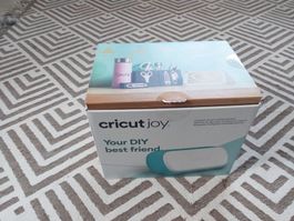 Schneidemaschine Cricut Joy mit Zubehör neuwertig