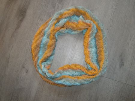 Handgestrickter Loop Schal, trendy Farbenmix, weich & warm!