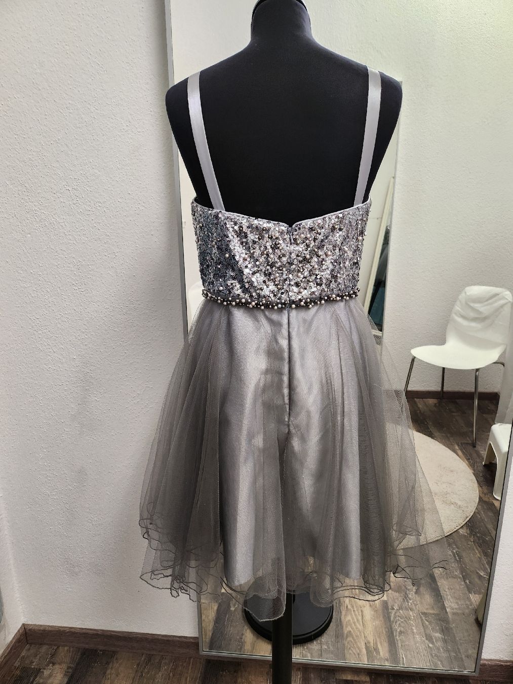 Vestiti: Kurz kleid – Nuovo (secondo la descrizione) da Uster venduto da VMT. 1