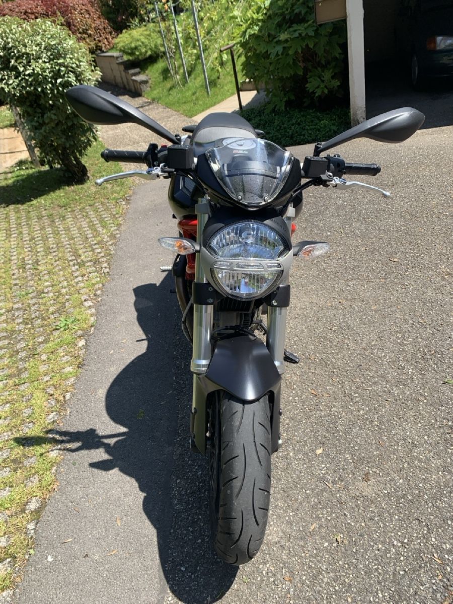 Ducati Strasse: Ducati Monster 796 black/red – Gebraucht aus Troinex von yve_pt7d 1