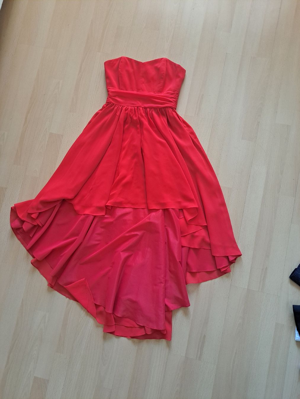 Vestiti: Cocktailkleid trägerlos Gr. 36 – Usato da Grosshöchstetten venduto da Roswitha88