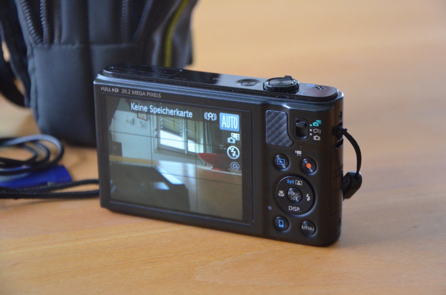 Canon Fotocamera: Canon SX610 HS Powershot - Kompaktkamera – Usato da Adligenswil venduto da RolandoA 1
