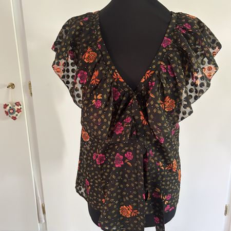 WILD top romantique  💕 M-L