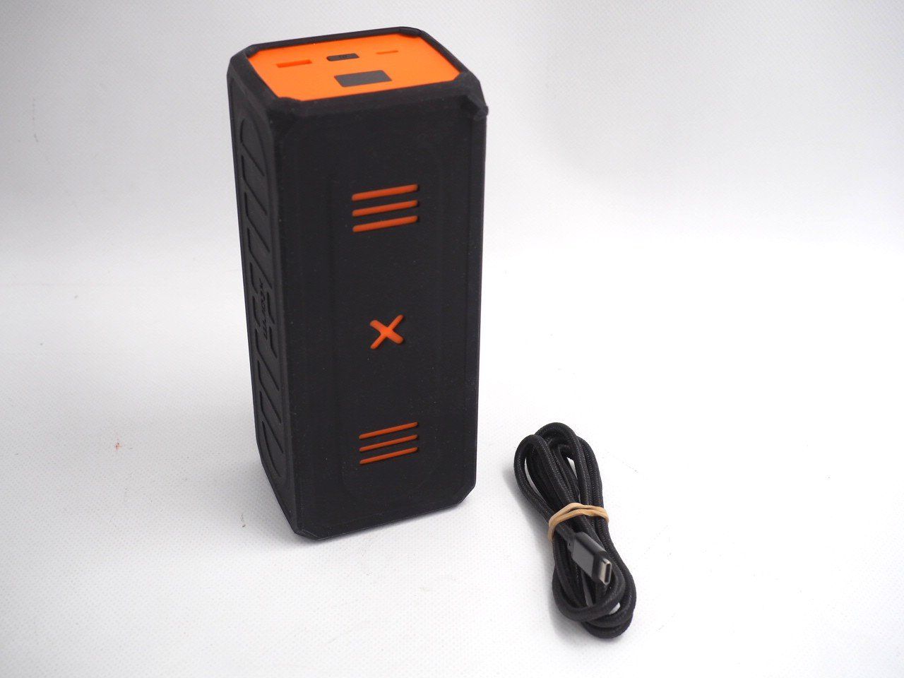 Xtorm Ladegeräte: XTORM Portable Power Socket 70W (26072533) – Gebraucht aus Zürich von fundsachenverkauf