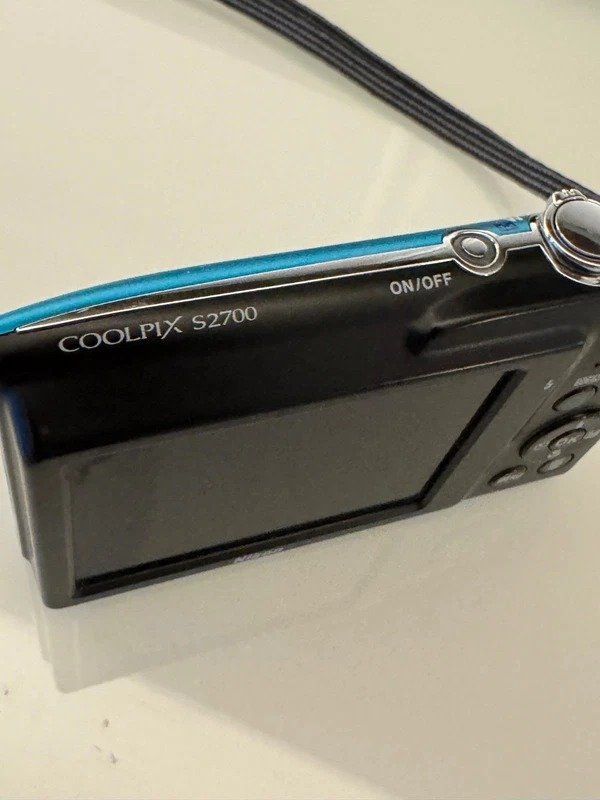 Nikon Fotocamera: Nikon Coolpix S2700 16.0MP – Usato da Reinach BL venduto da colmarer 2