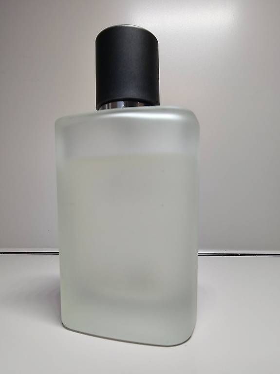 Zara Profumi & Eau de Toilette: Zara - Vibrant Leather Summer Breeze – Usato da Ebikon venduto da -Calzi- 1