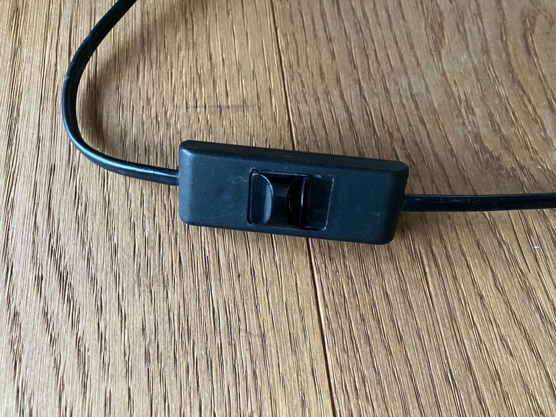 Ikea Lampade: Tischlampe – Usato da Unterägeri venduto da Bettsofa123 1