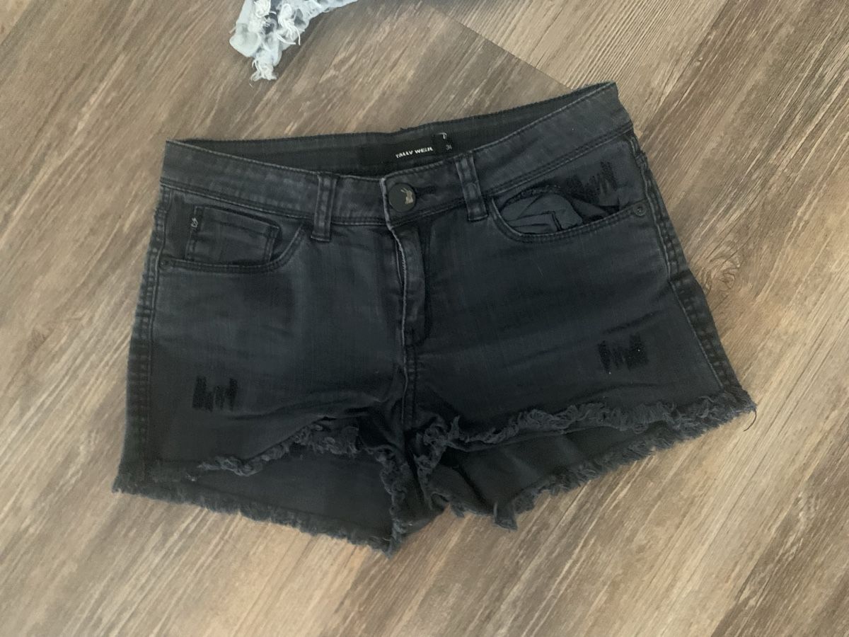 Jeans: Shorts – D'occasion à Emmen par Bgucci_girl 5