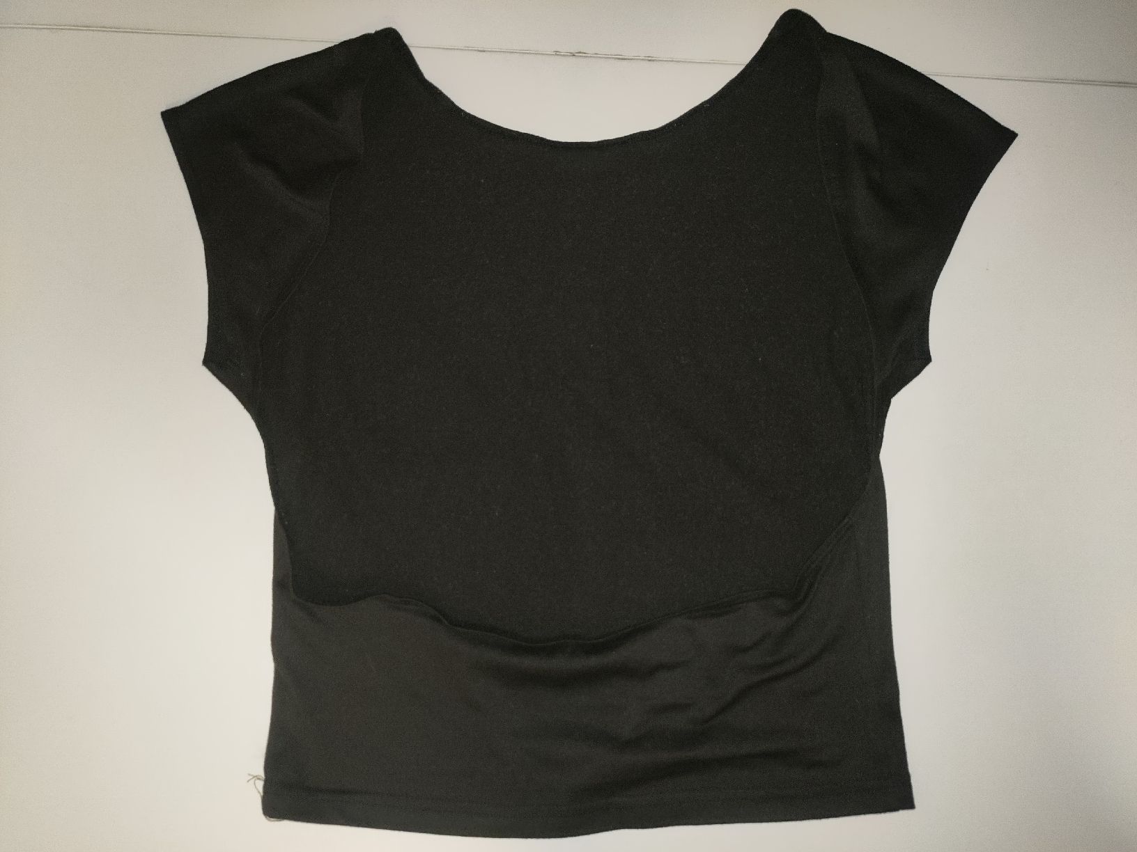 Top: Lot de 3 hauts dos nu, taille L – Usato da Lausanne venduto da Cassandra11 3