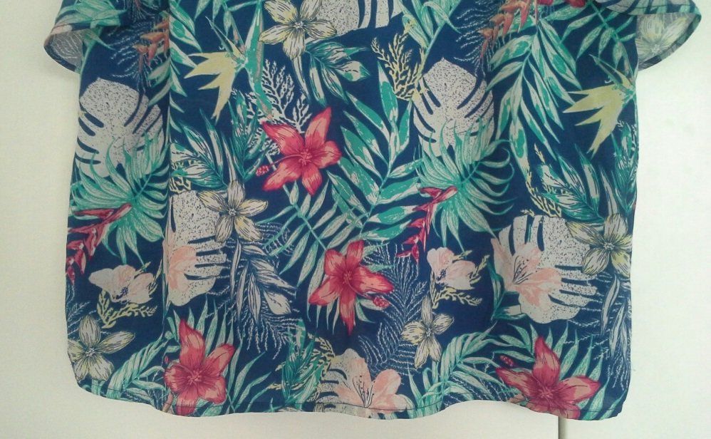 Tops: Splendide Top KIABI fleuri, NEUF, taille S – Neu (gemäss Beschreibung) aus Chavornay von mimi1373 2