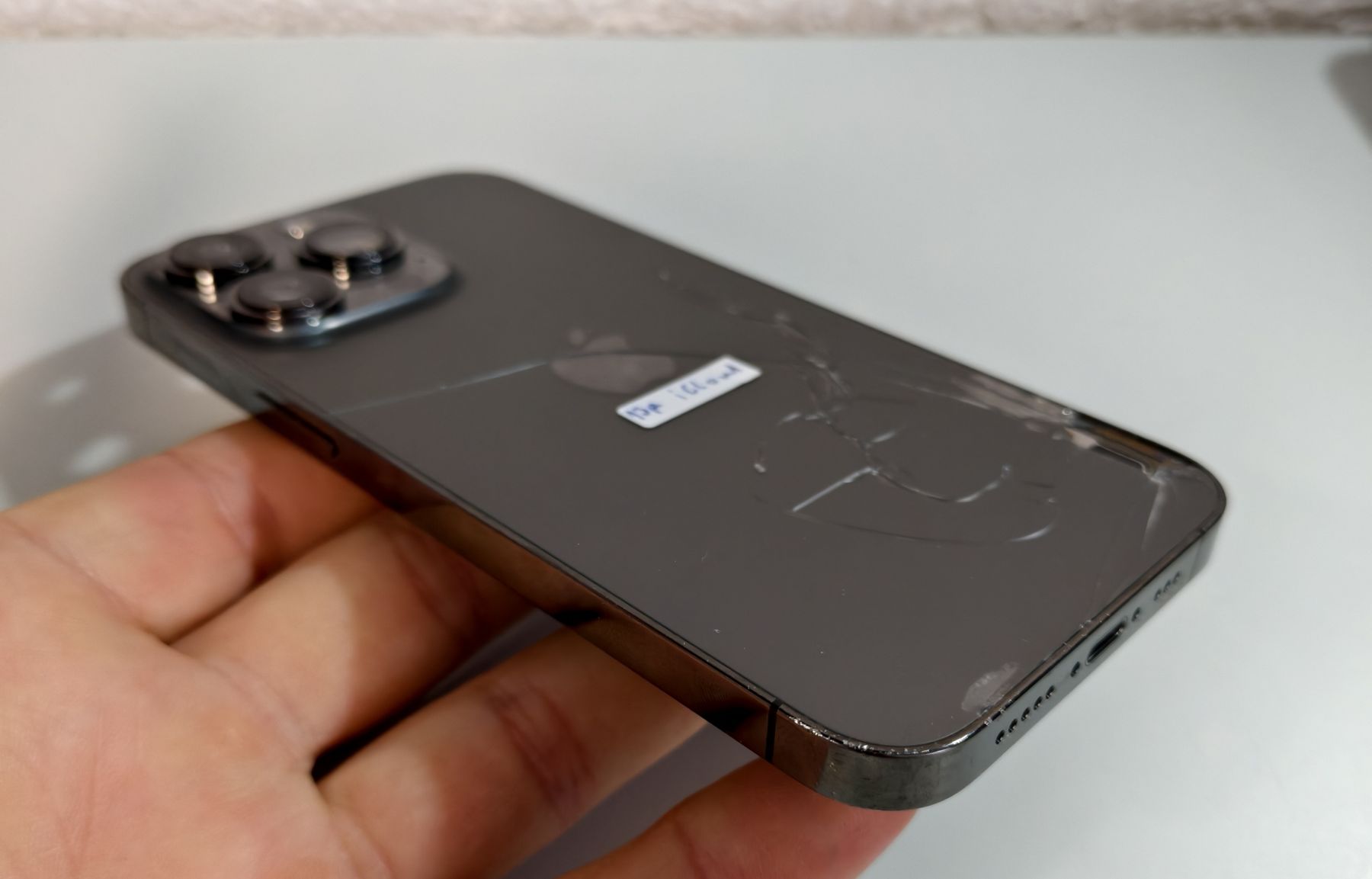 Apple Telefoni cellulari / Smartphones: iPhone 13 Pro – Difettoso da Ehrendingen venduto da Rocky985 1