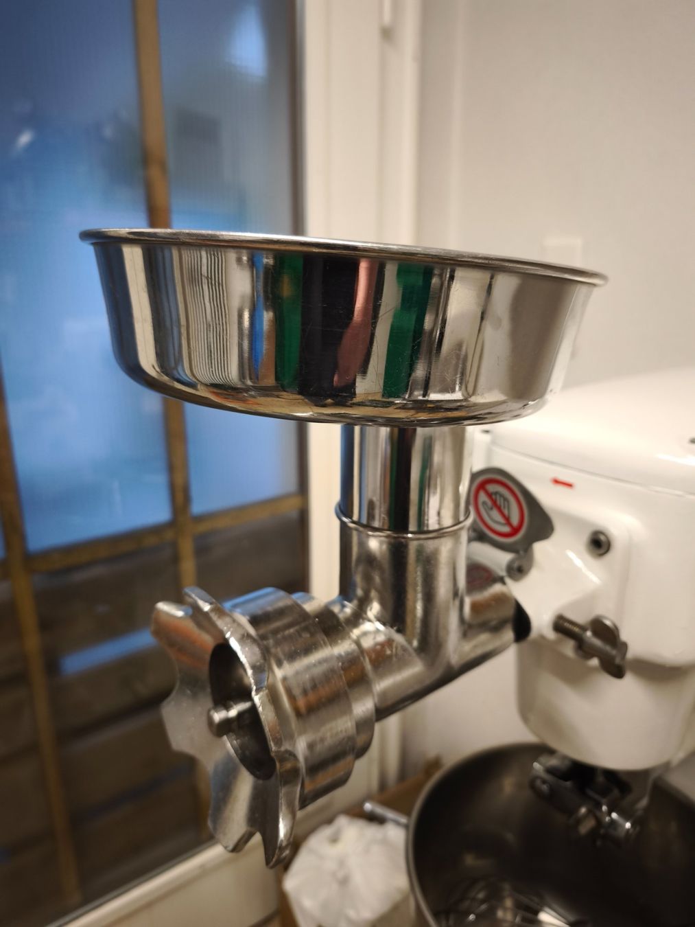 Lips Appareils de cuisine: Lips Junior mit Fleischwolf Gemüseschneider – D'occasion à Lengnau BE par turbostef 2
