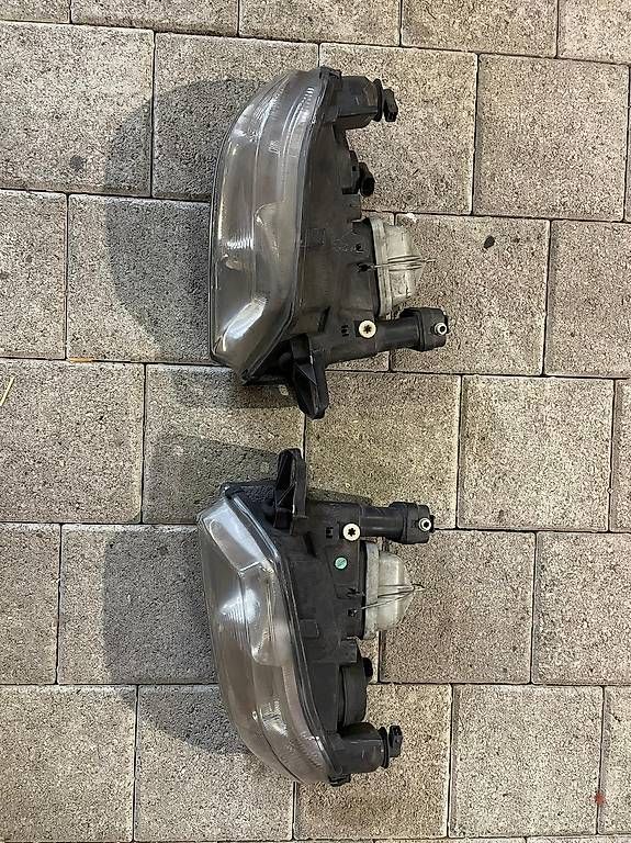 Fari: Frontscheinwerfer Alfa Romeo – Usato da Luzern venduto da Frisi77 3