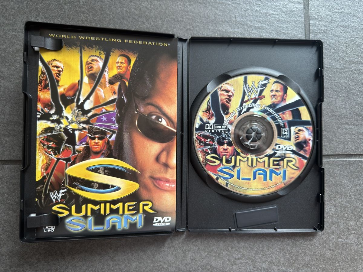 Tutti i DVDs: WWF/WWE SummerSlam 2000 DVD – Usato da Zürich venduto da cENS0R 2