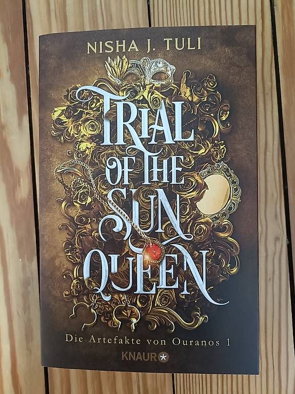 Dischi in vinile: Trial of the sun queen  – Usato da Sissach venduto da jgt_6k76