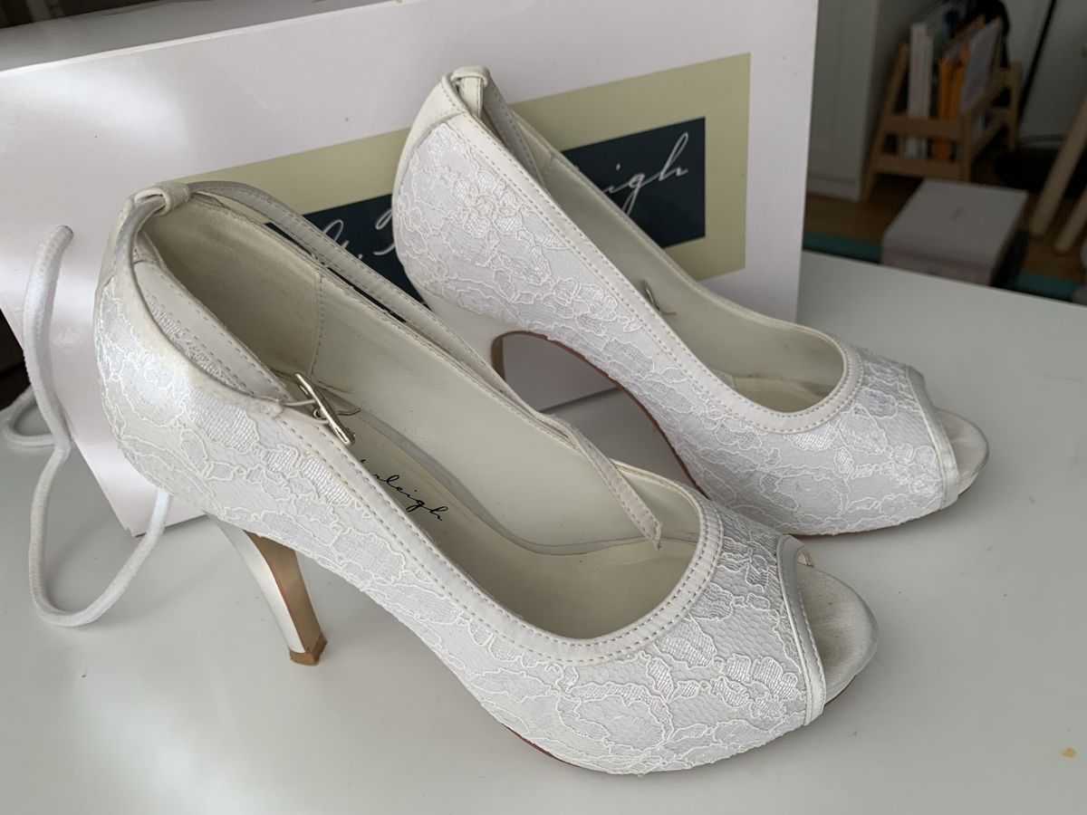 Scarpe da donna: Brautschuhe G. Westerleigh Gr. 37 – Usato da Wabern venduto da sonicblind 3